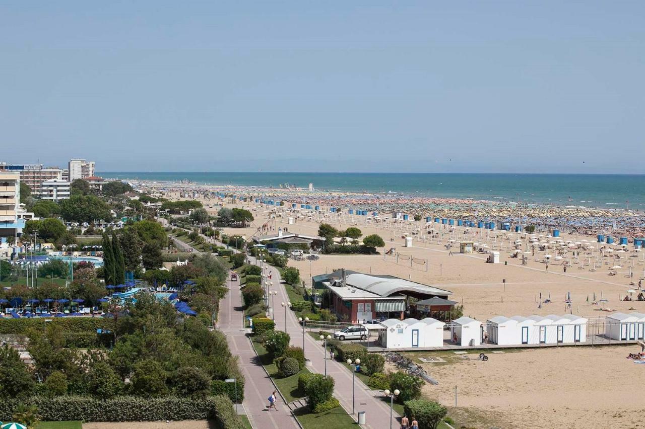 Girasole - Appartamenti Bibione Extérieur photo